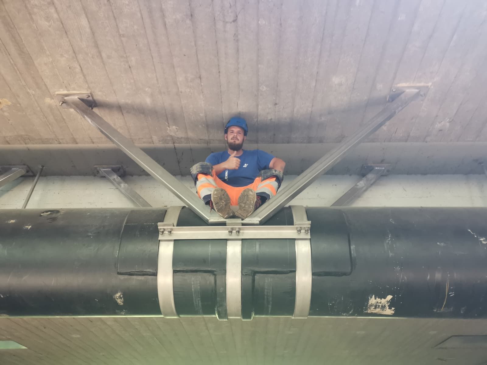 Sandro Hürlimann – Sanitärinstallateur EFZ bei der Arbeit